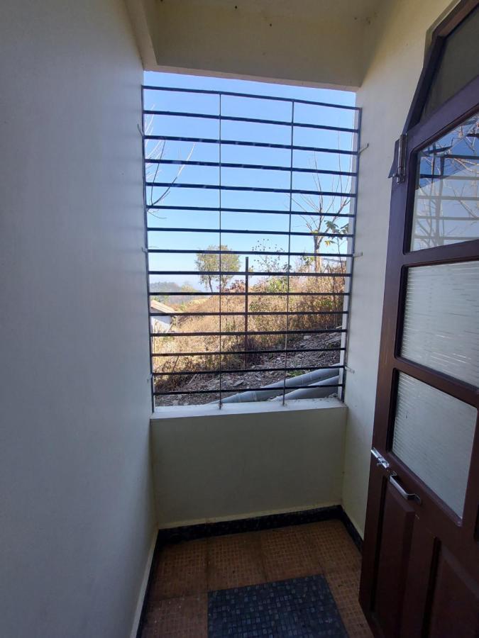 Giftland Homestay Āīzawl Exteriör bild