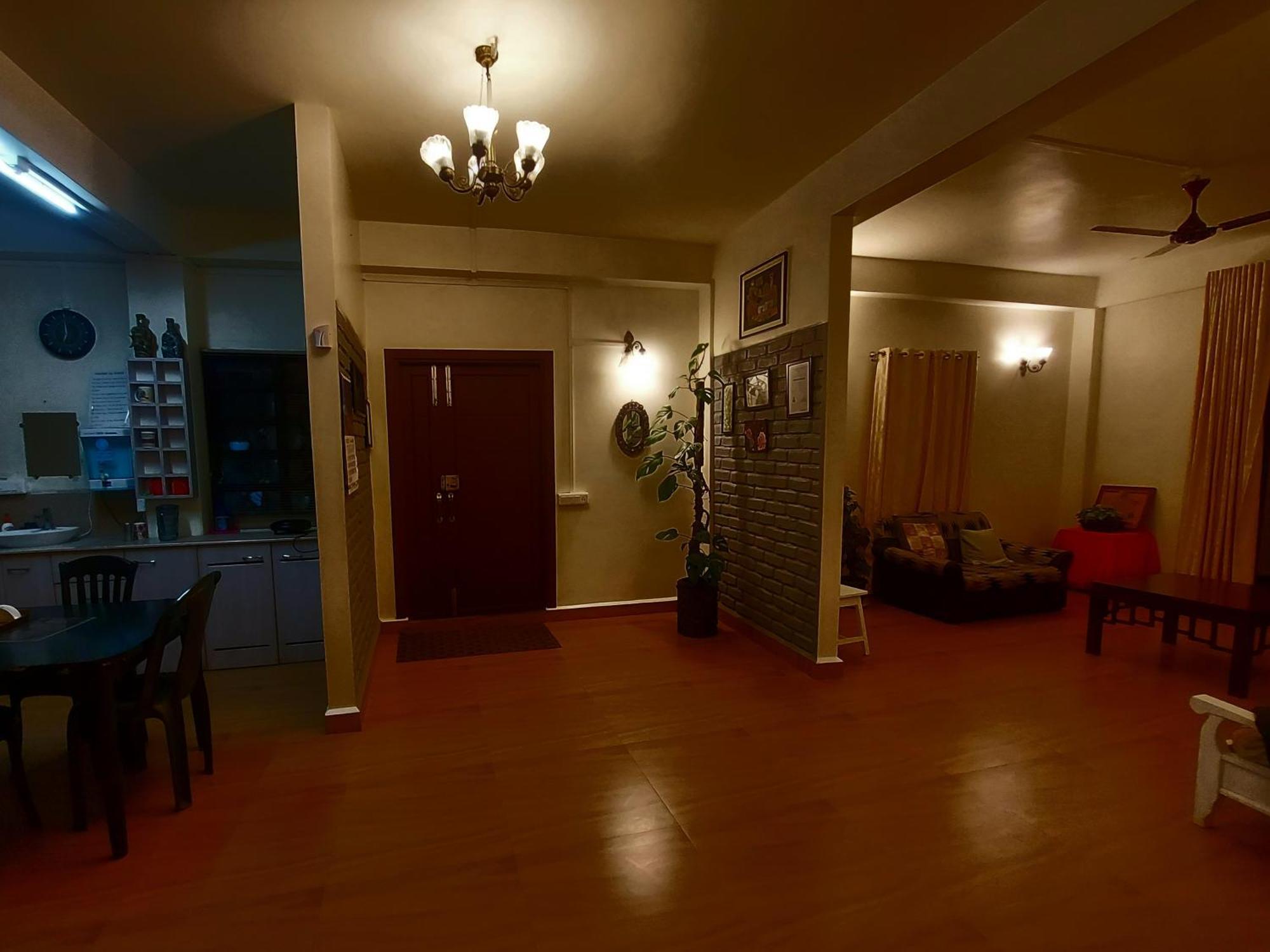 Giftland Homestay Āīzawl Exteriör bild